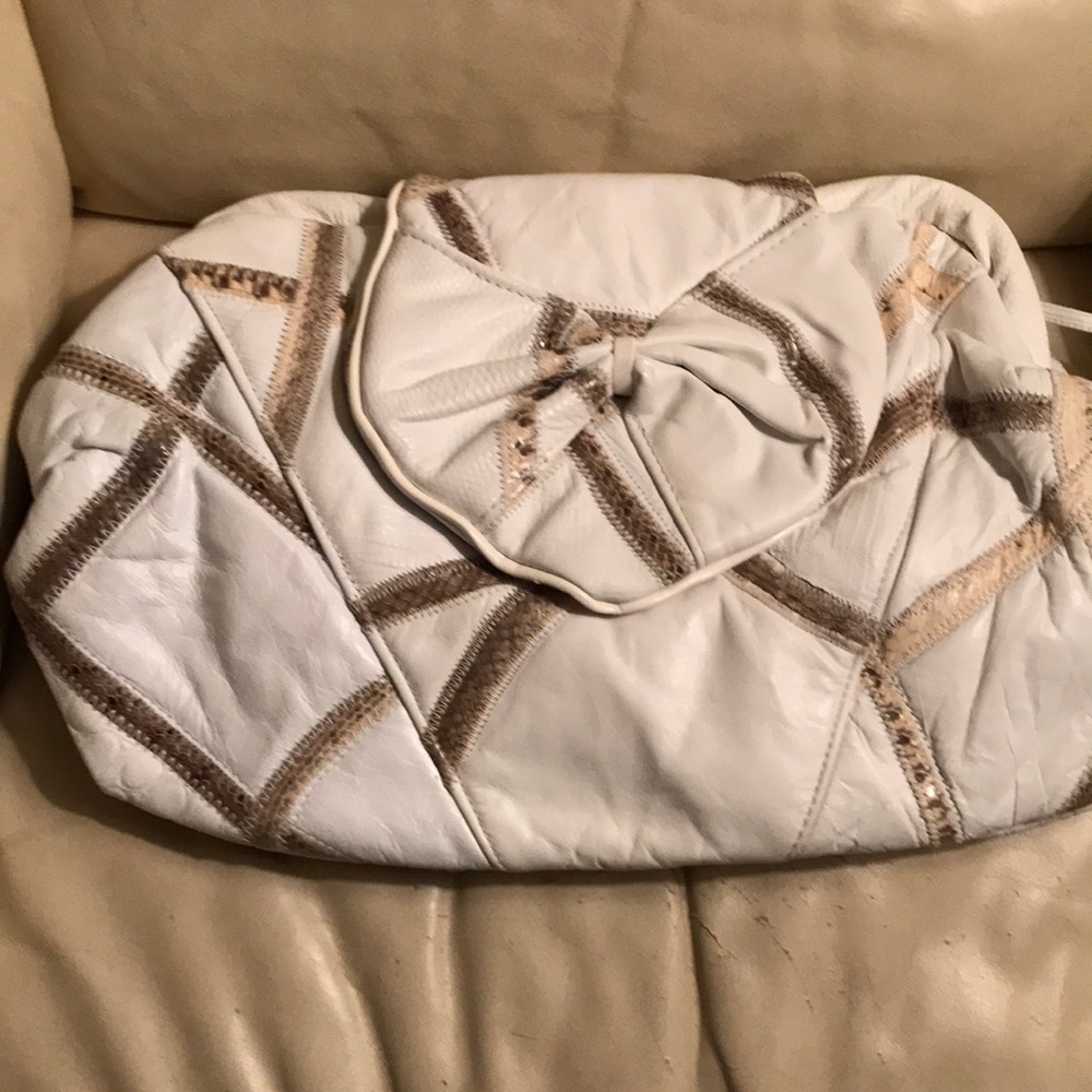 Women’s vintage purse